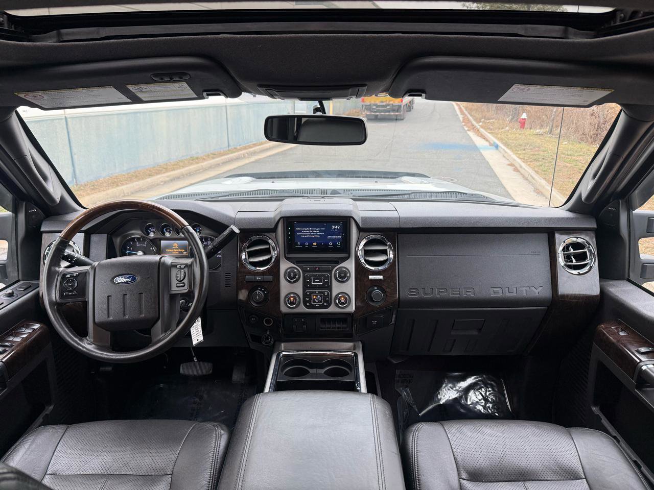 Used 2015 Ford F250 Platinum image 5