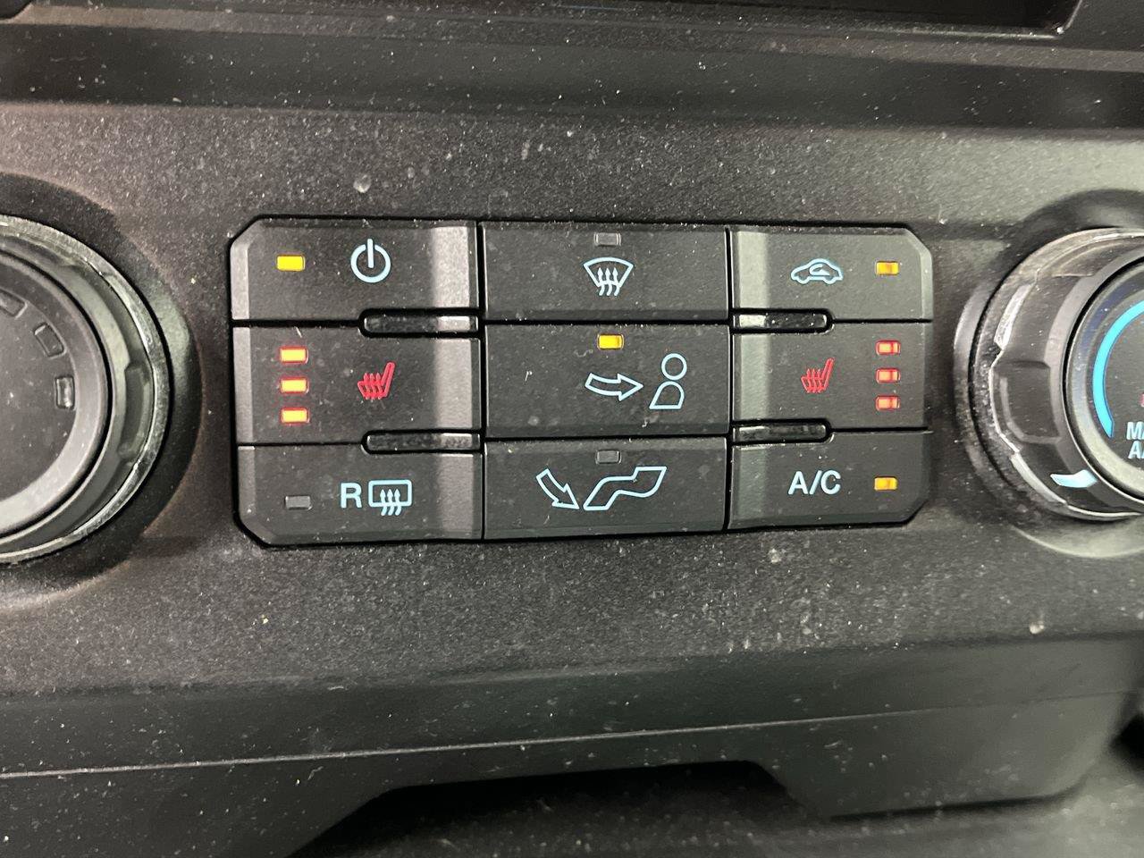 Certified 2018 Ford F150 XLT w/ Equipment Group 302A Luxury AWD/4WD image 24