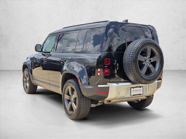 Used 2025 Land Rover Defender 110 S AWD/4WD image 8