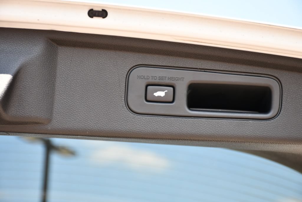 Used 2021 Honda Odyssey Touring image 43