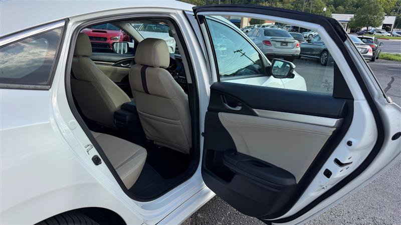 Used 2020 Honda Civic Touring image 37