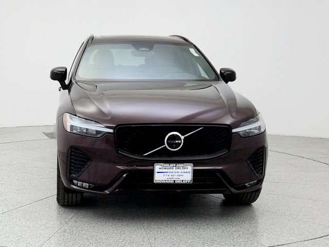 New 2026 Volvo XC60 B5 Plus w/ Climate Package AWD/4WD image 2