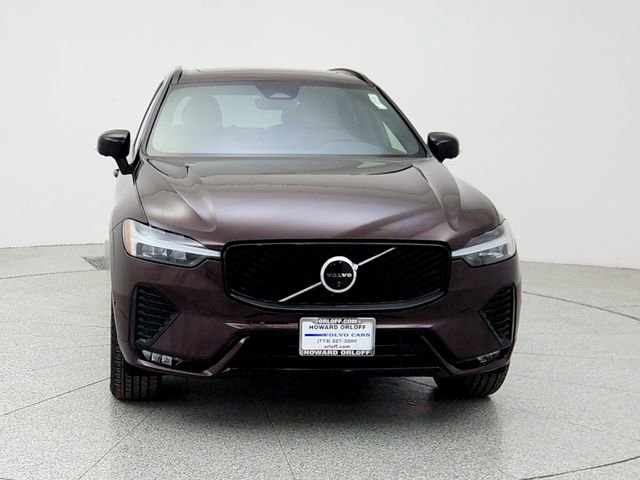 New 2026 Volvo XC60 B5 Plus w/ Climate Package image 2