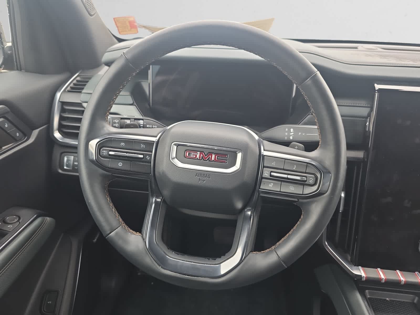 Used 2024 GMC Acadia AT4 AWD/4WD image 12