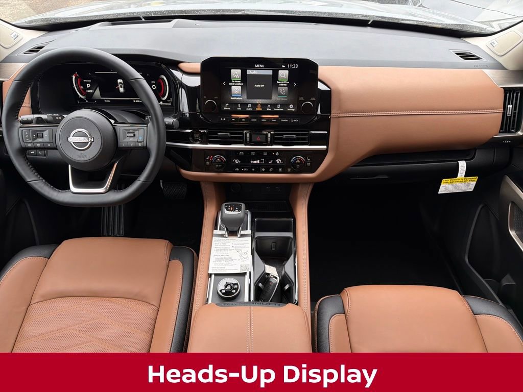 New 2025 Nissan Pathfinder Platinum w/ Black Appearance Package image 15