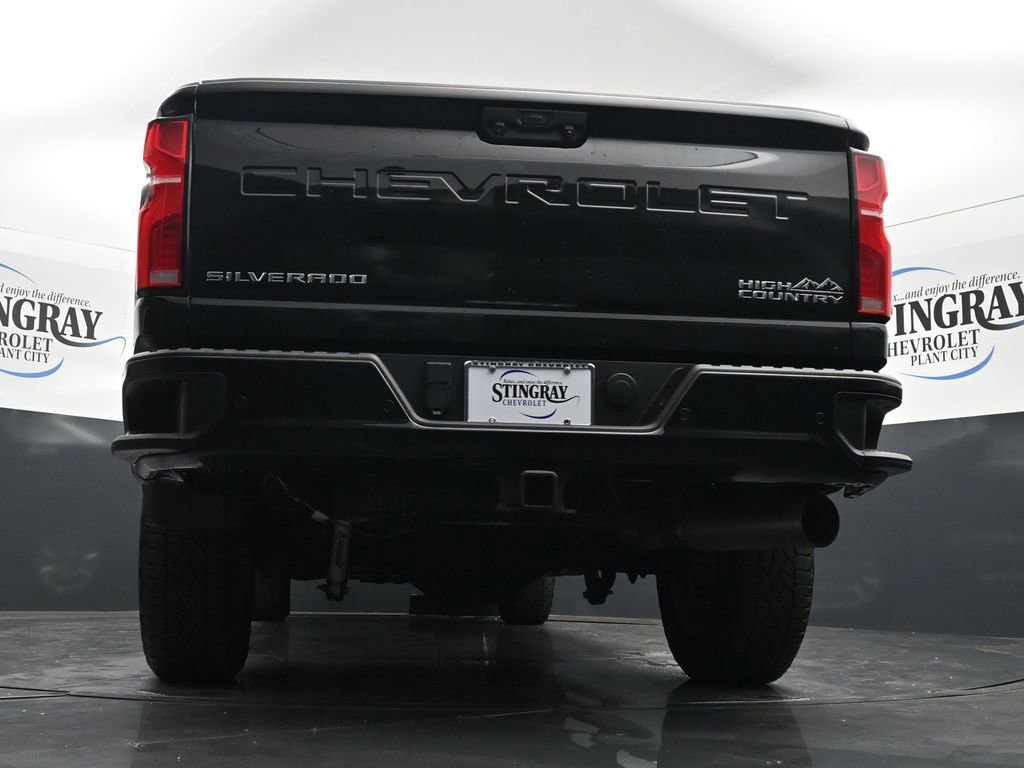 Used 2024 Chevrolet Silverado 2500 High Country w/ High Country Premium Package AWD/4WD image 27
