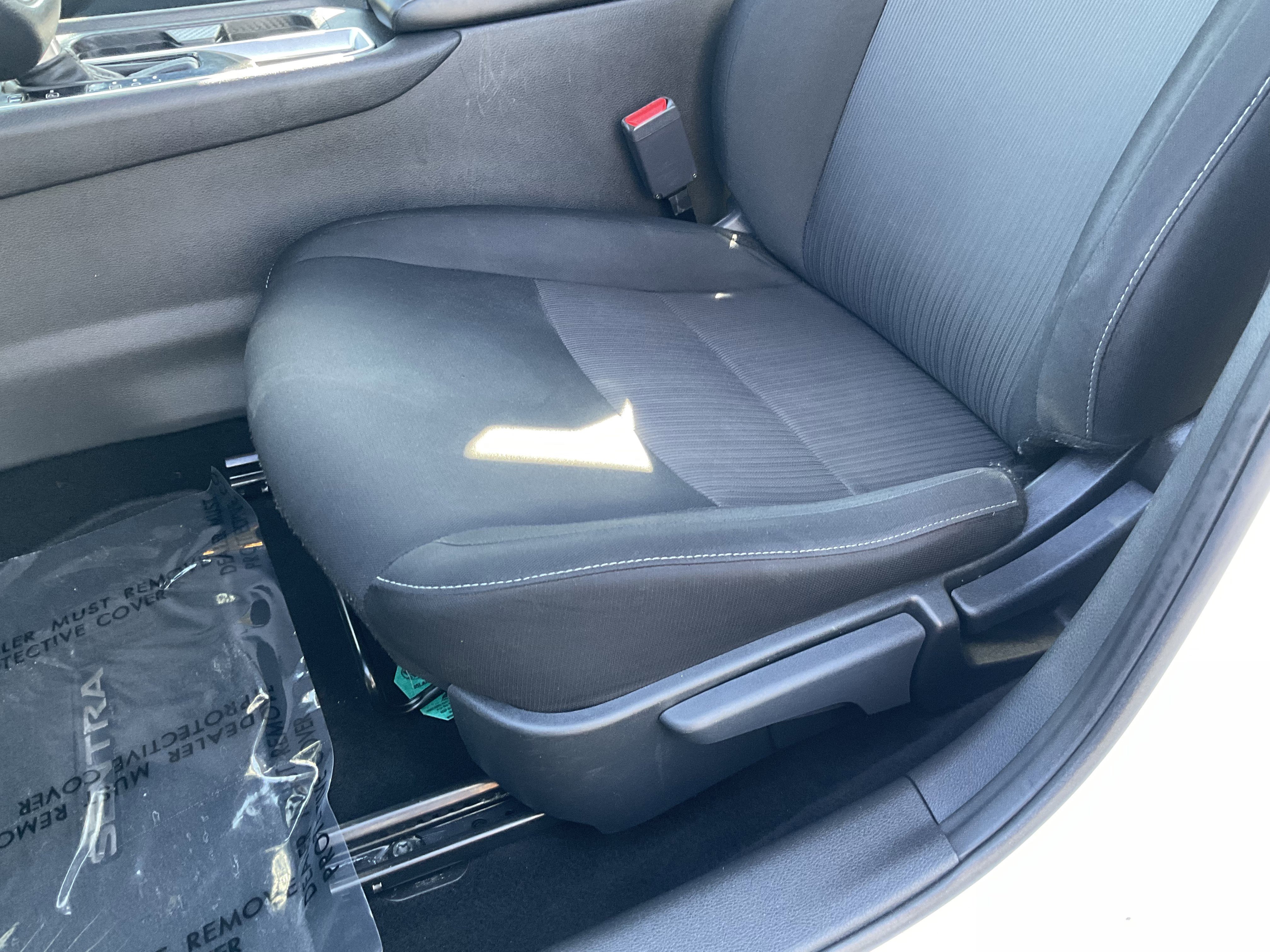 Used 2023 Nissan Sentra SV image 28