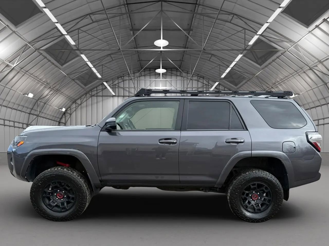 Used 2022 Toyota 4Runner SR5 AWD/4WD image 13