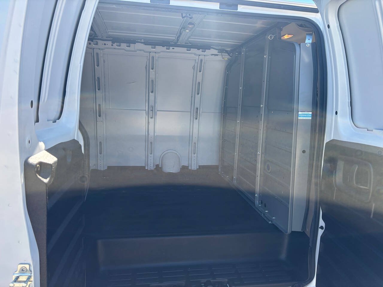 Used 2019 Chevrolet Express 2500 w/ Driver Convenience Package RWD image 14