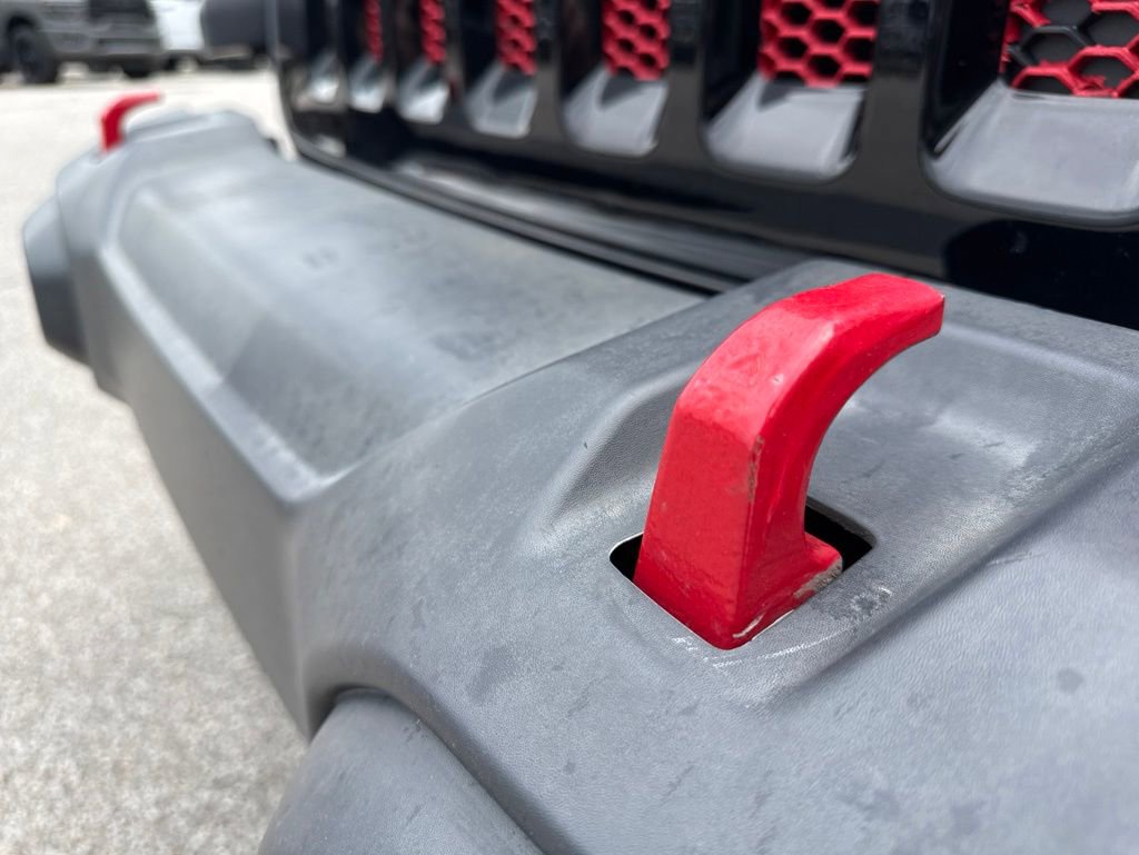 Used 2018 Jeep Wrangler Unlimited Sport AWD/4WD image 16