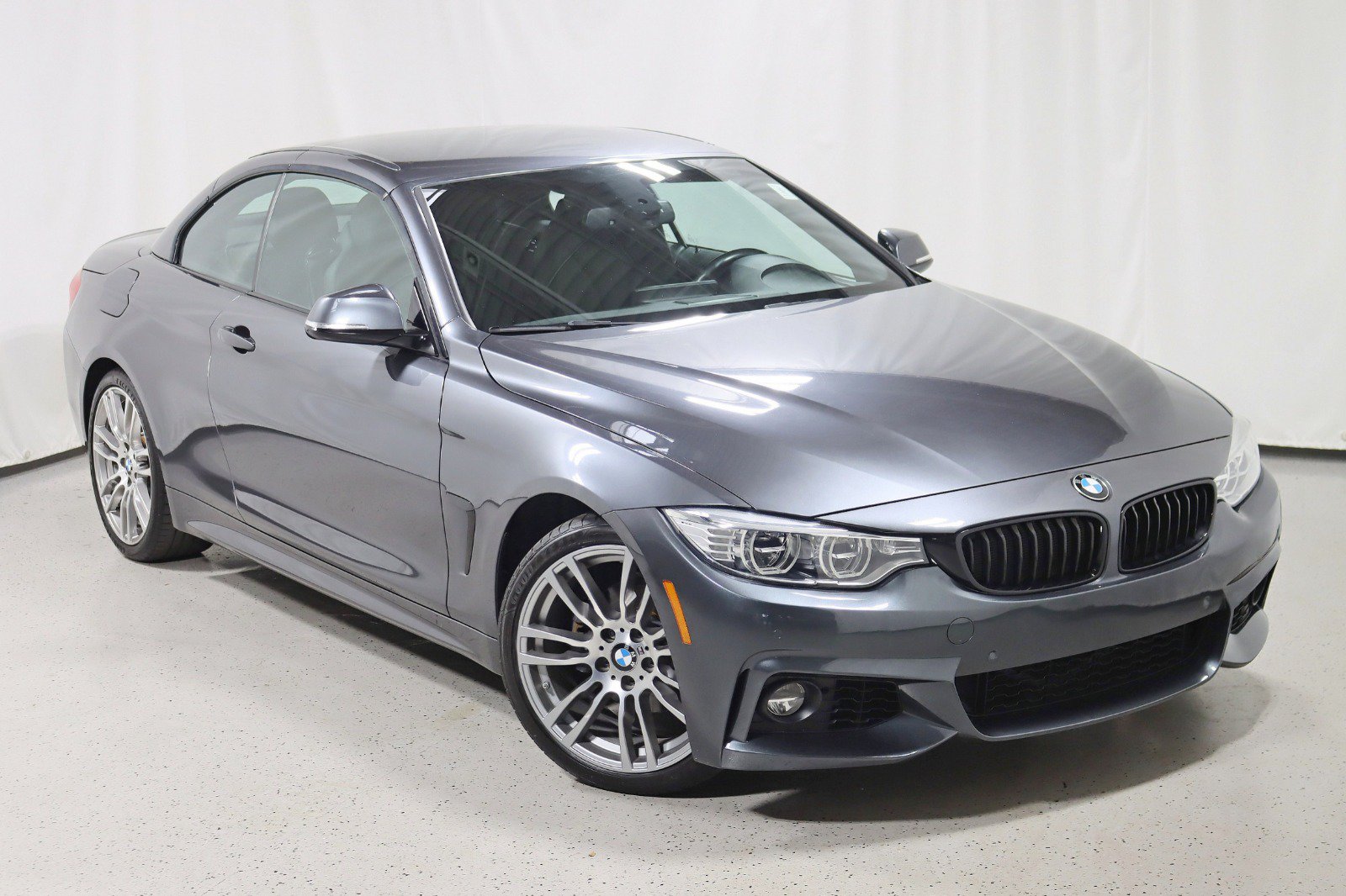 Used 2017 BMW 430i Convertible RWD image 2