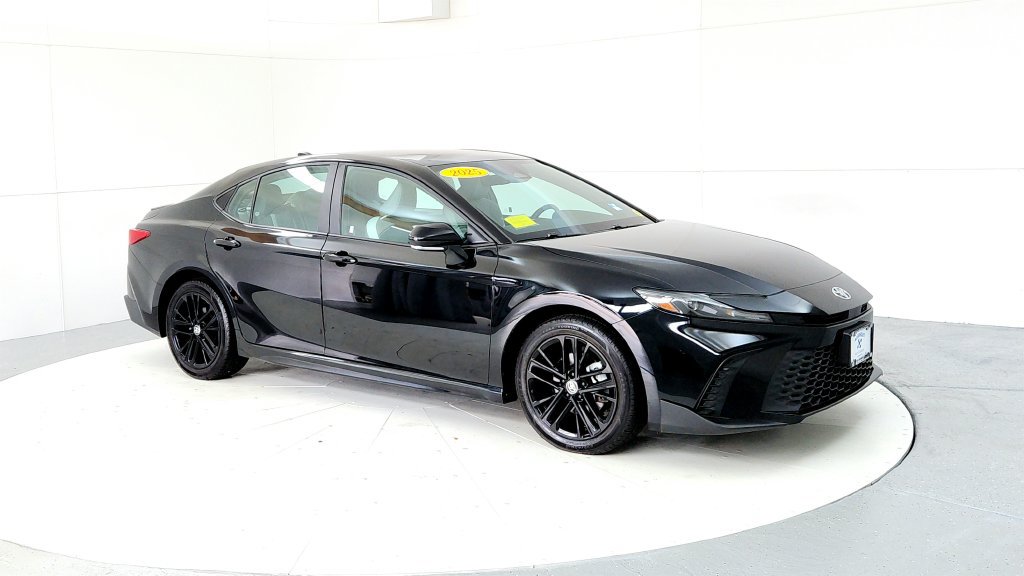 Certified 2025 Toyota Camry SE w/ Convenience Package AWD/4WD image 7