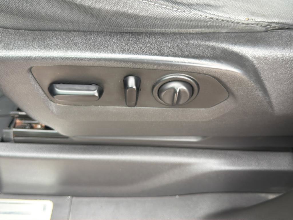 Used 2019 Chevrolet Silverado 1500 LT w/ All-Star Edition image 16