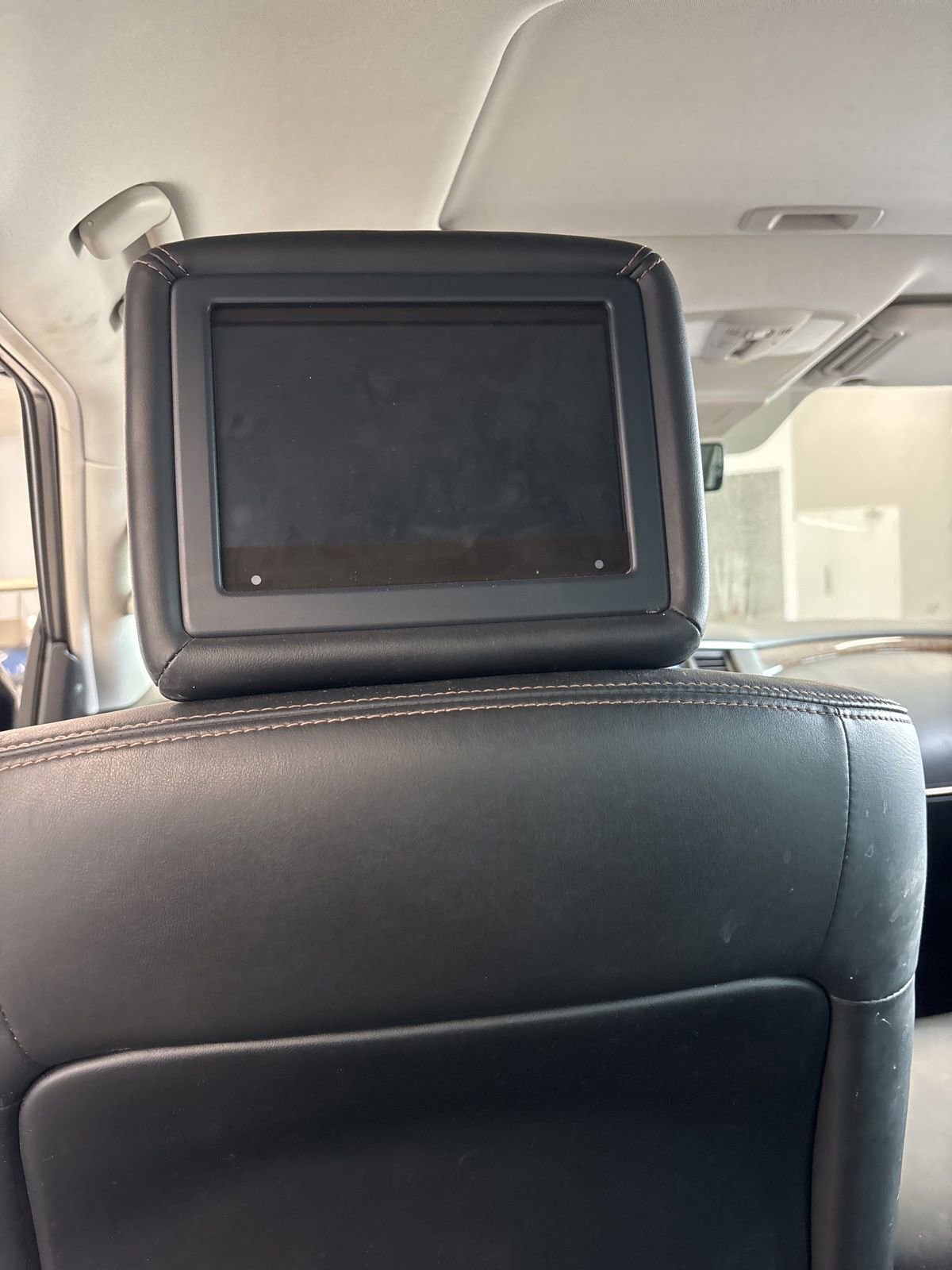 Used 2018 Nissan Armada Platinum image 5