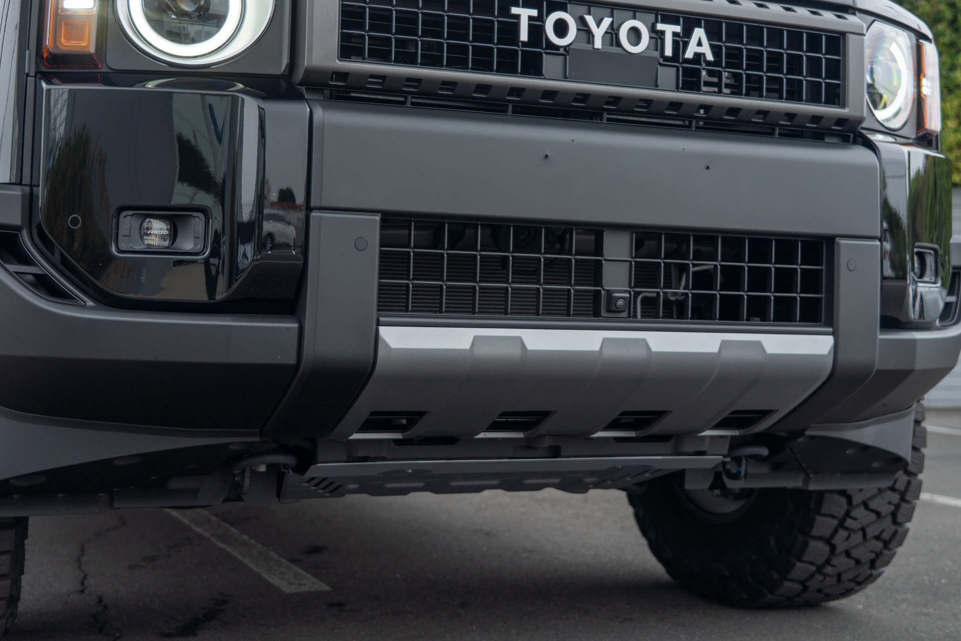 Used 2024 Toyota Land Cruiser image 16