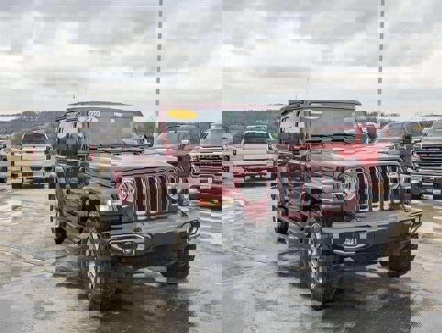 Used 2021 Jeep Wrangler Unlimited Sahara image 4