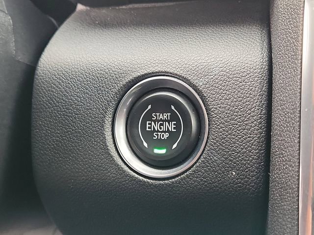 Used 2025 GMC Acadia Elevation image 29