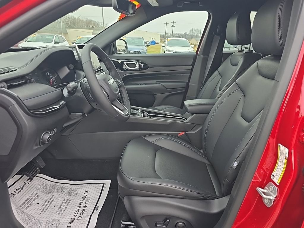 New 2026 Jeep Compass Limited image 13