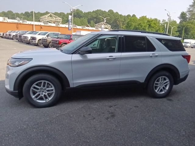 New 2026 Ford Explorer Active RWD image 6