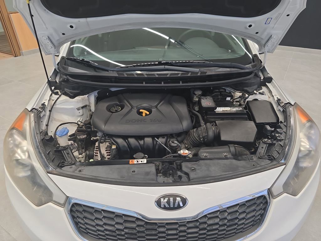 Used 2016 Kia Forte LX image 23