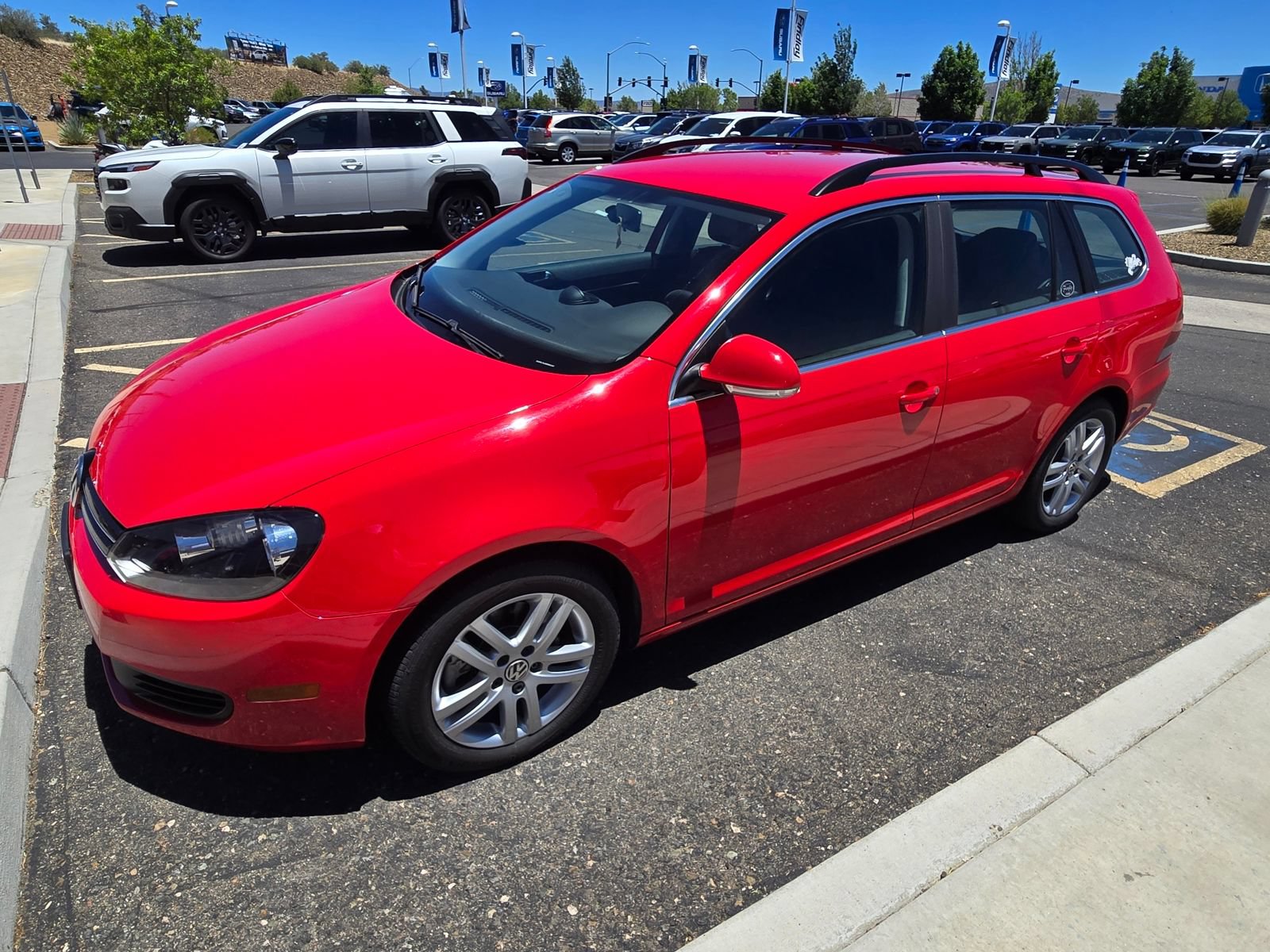 Used 2014 Volkswagen Jetta TDI FWD image 3