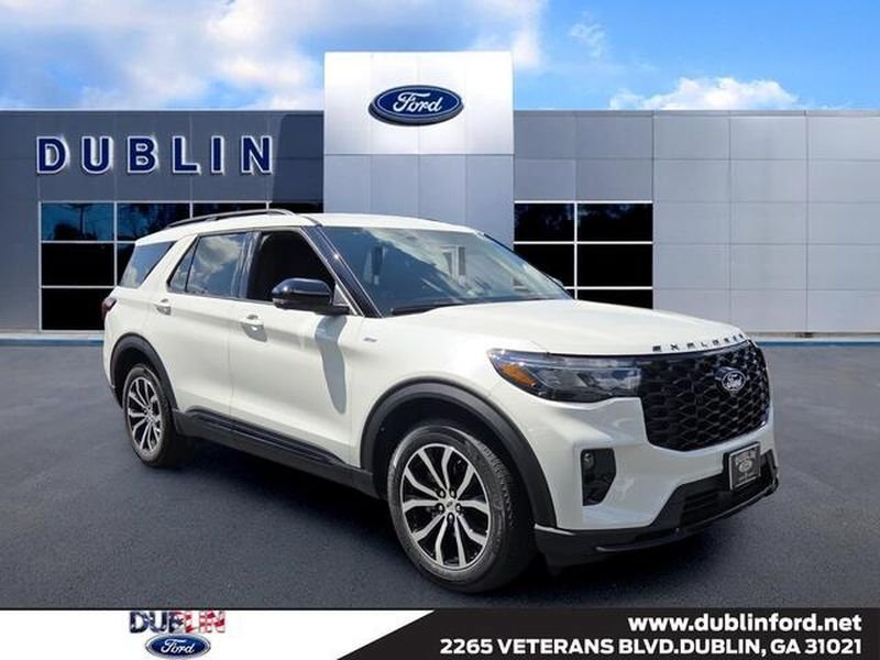 New 2027 Ford Explorer ST-Line w/ Premium Package RWD video 1