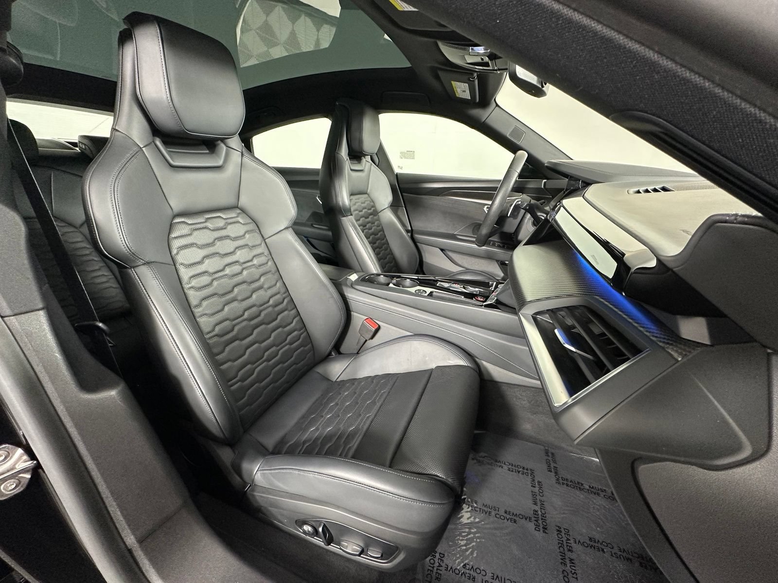 Used 2024 Audi e-tron GT Premium Plus AWD/4WD image 6