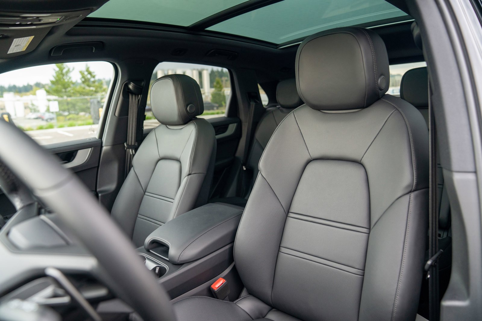 New 2026 Porsche Cayenne AWD/4WD image 5