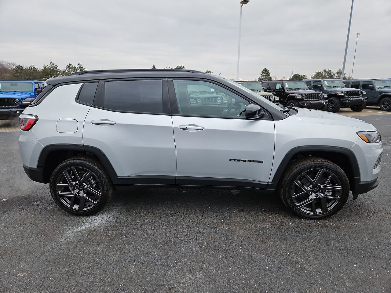 New 2026 Jeep Compass Limited image 8