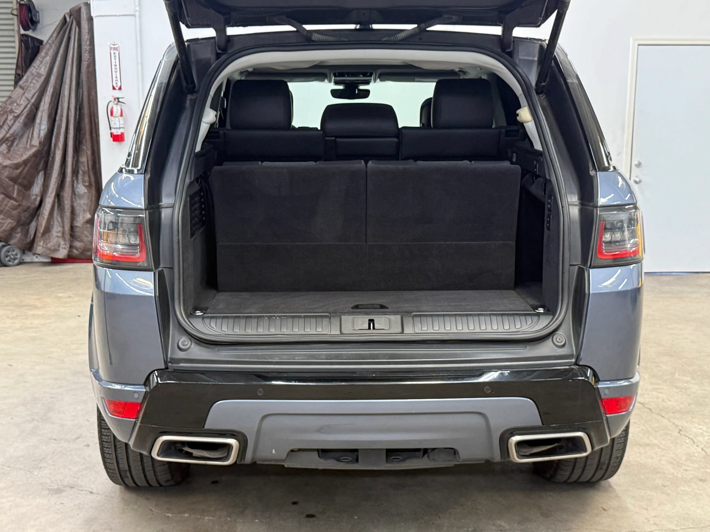 Used 2018 Land Rover Range Rover Sport Supercharged AWD/4WD image 9