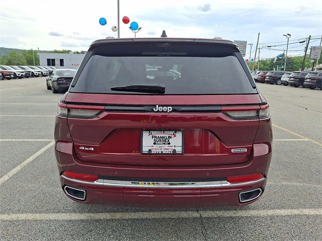 Certified 2024 Jeep Grand Cherokee Overland w/ Luxury Tech Group IV image 23