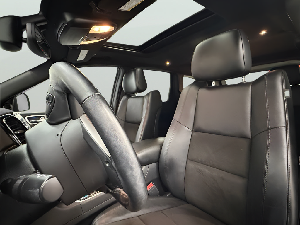 Used 2020 Jeep Grand Cherokee Altitude AWD/4WD image 11