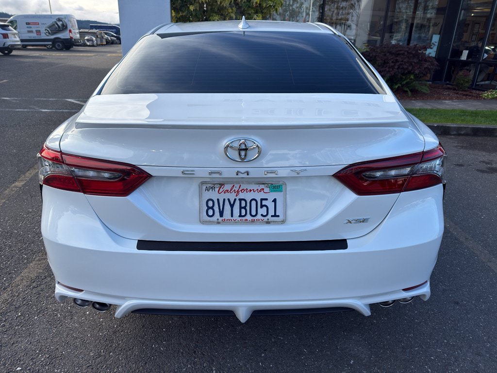 Used 2021 Toyota Camry XSE FWD image 4