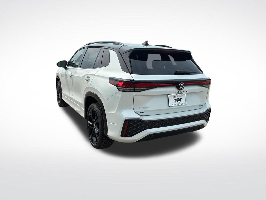 New 2026 Volkswagen Tiguan SE R-Line AWD/4WD image 5