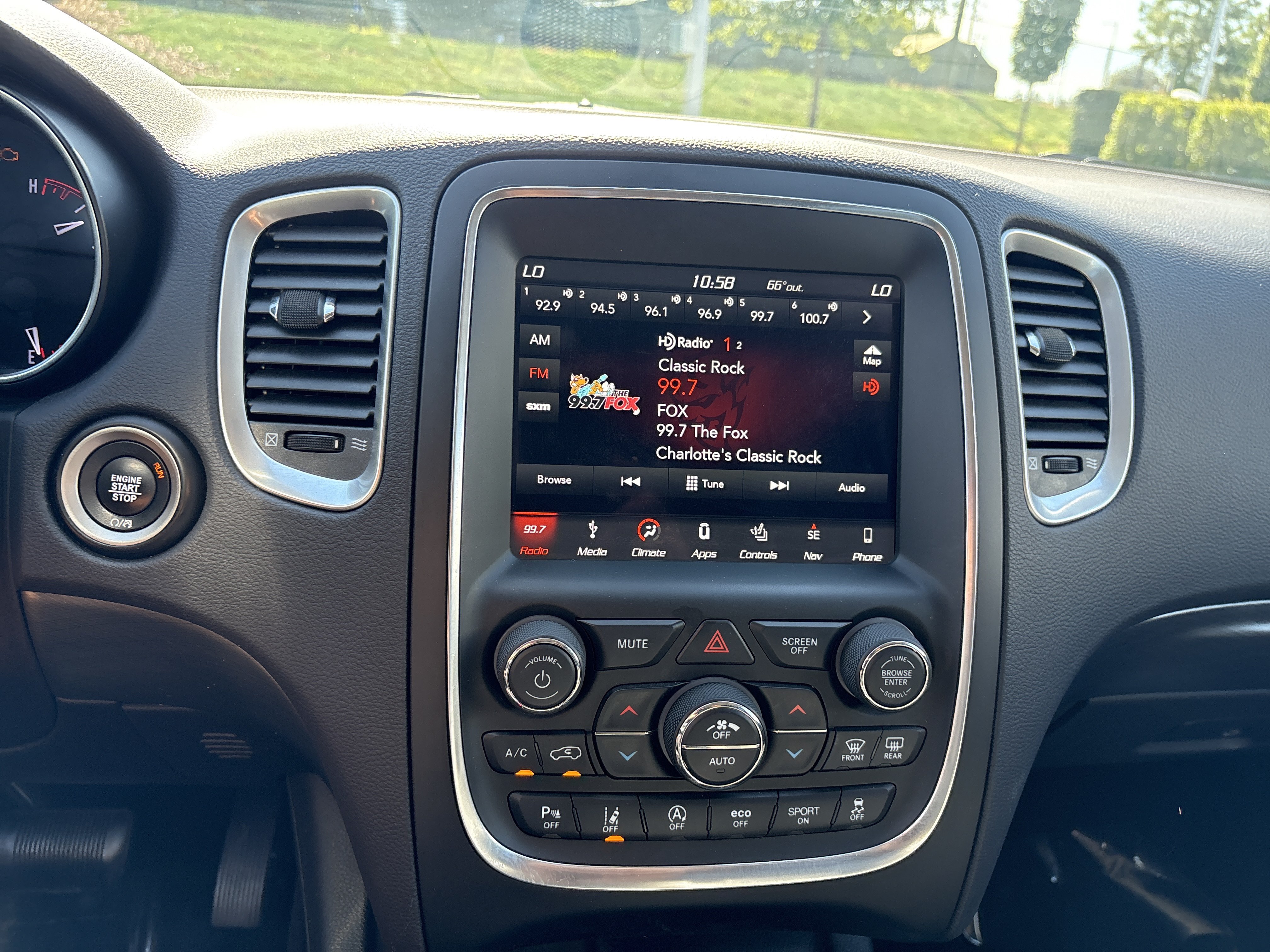 Used 2018 Dodge Durango Citadel w/ Technology Group AWD/4WD image 29
