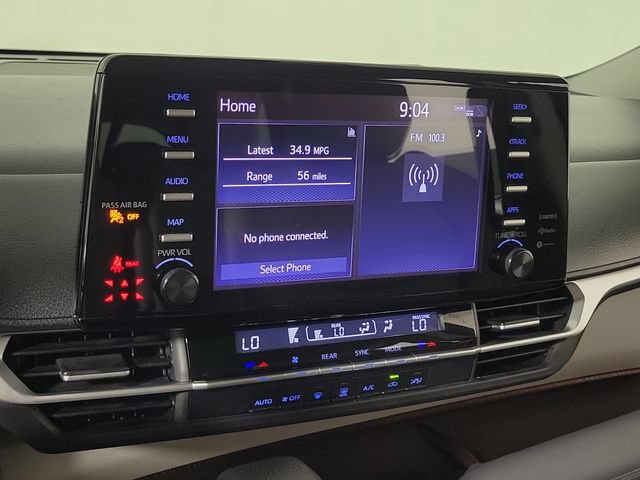 Used 2023 Toyota Sienna LE FWD image 28