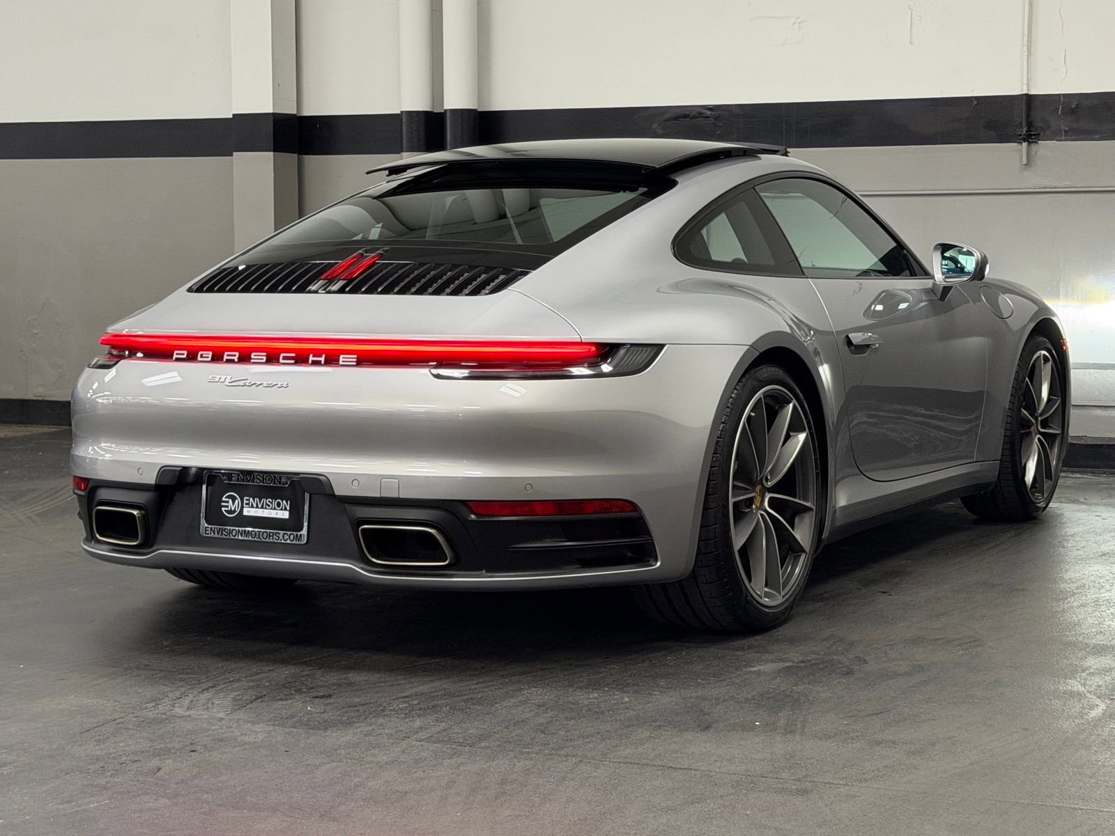 Used 2023 Porsche 911 Carrera w/ Premium Package image 11