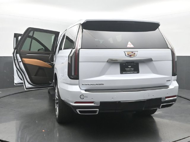 New 2026 Cadillac Escalade Luxury w/ Touring Package AWD/4WD image 54