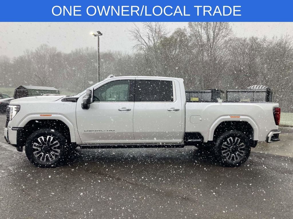 Used 2025 GMC Sierra 2500 Denali Ultimate w/ Max Trailering Package image 7