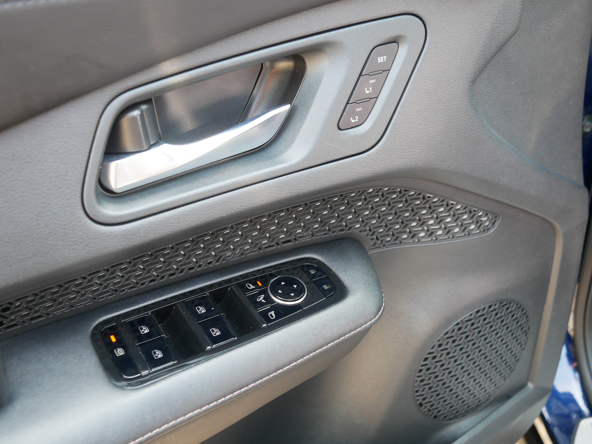 Certified 2024 Nissan Ariya AWD image 19