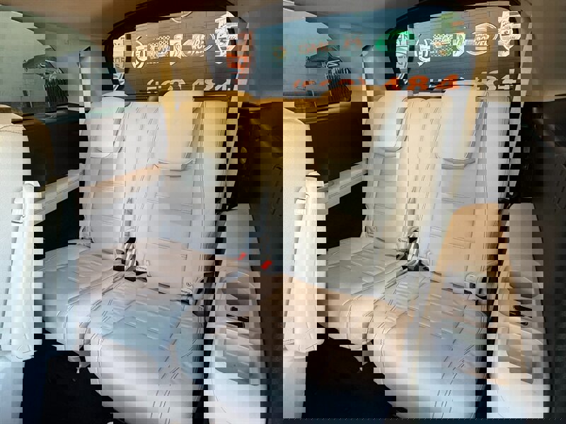 Used 2021 Mercedes-Benz GLS 580 4MATIC image 35