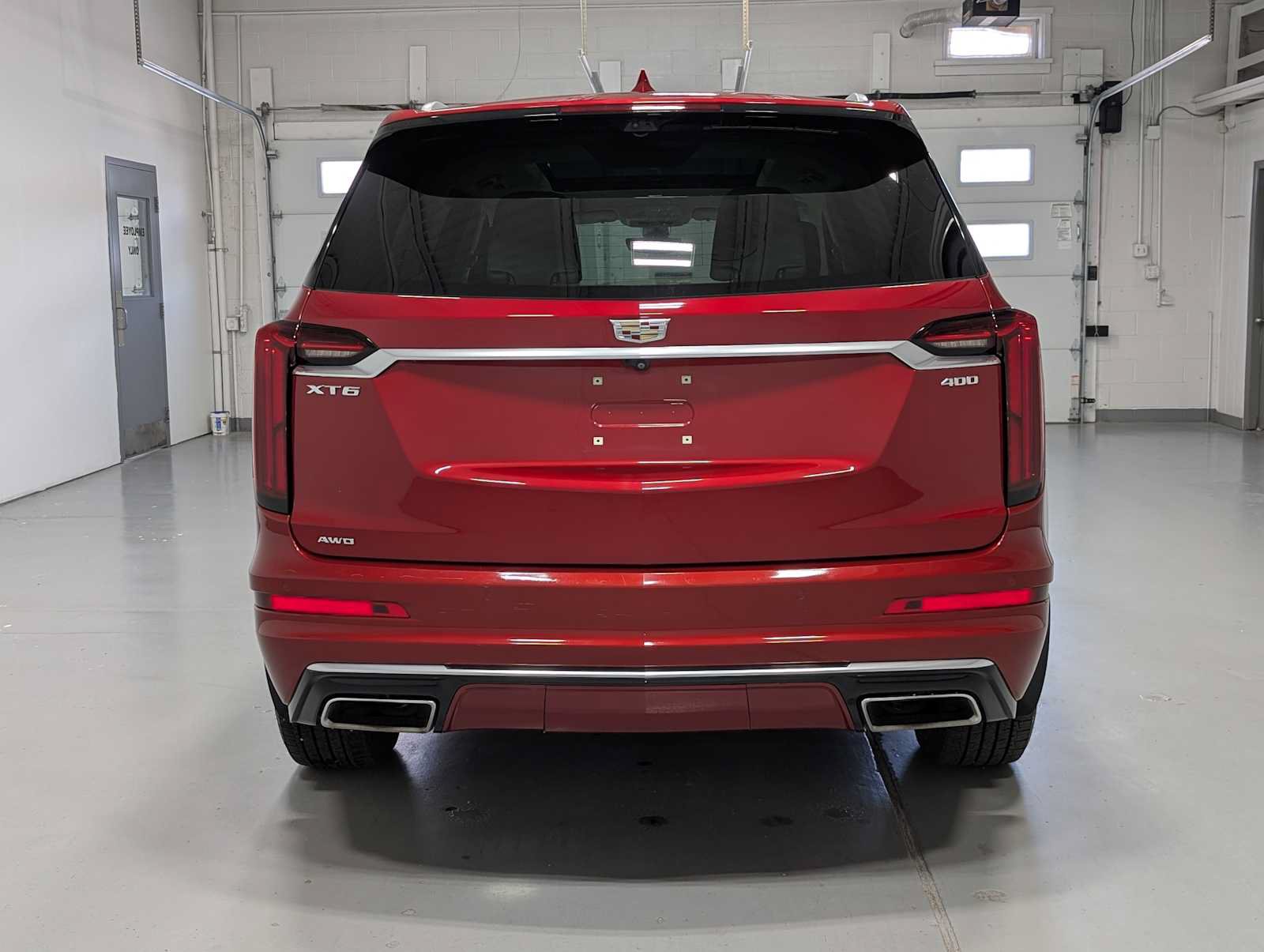 Certified 2024 Cadillac XT6 Premium Luxury w/ Technology Package AWD/4WD image 9
