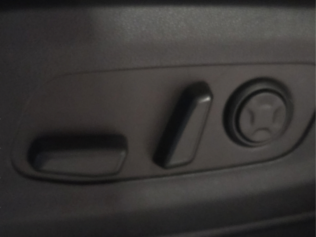 Used 2024 Kia Carnival SX Prestige FWD image 19