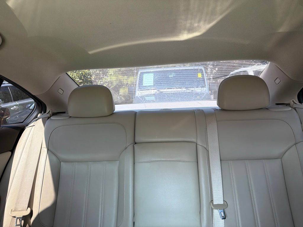 Used 2012 Buick Regal Leather FWD image 25