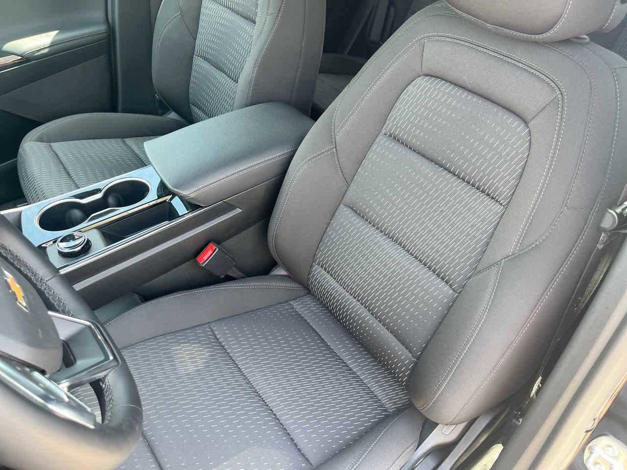 New 2026 Chevrolet Equinox LT FWD image 16