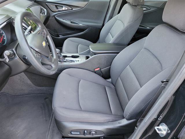 Used 2024 Chevrolet Malibu LT FWD image 3