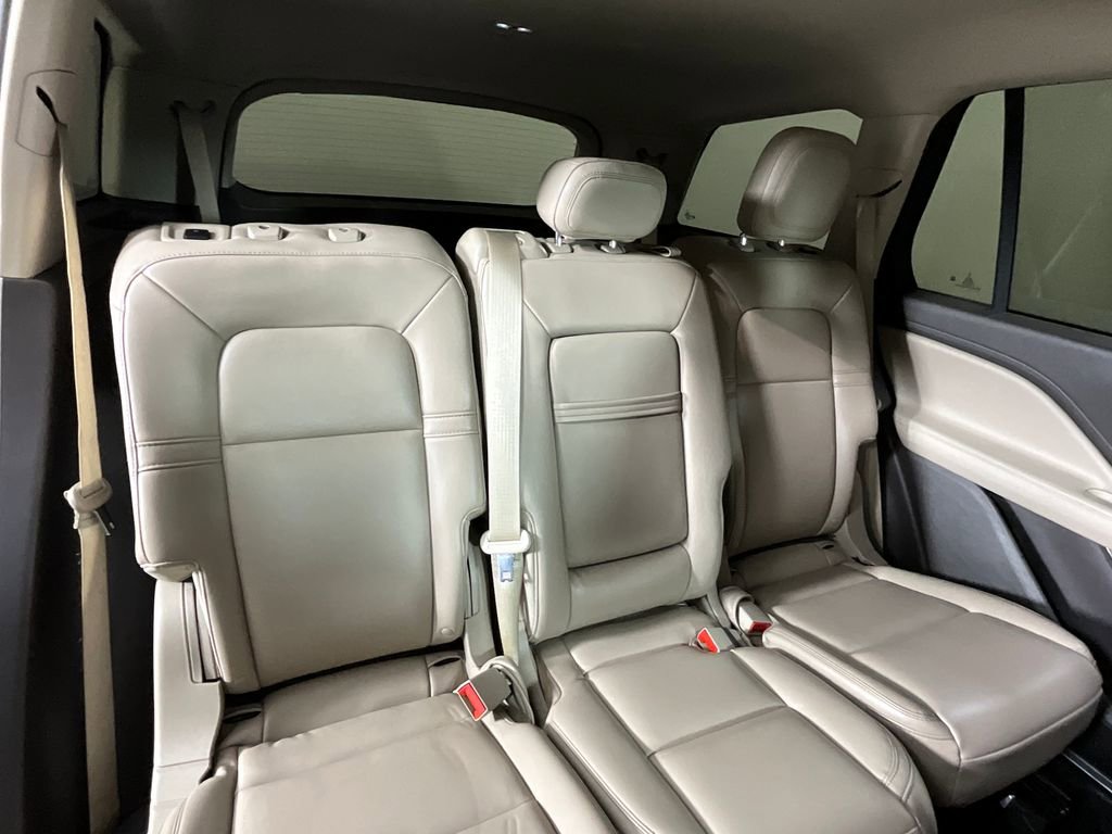Used 2021 Lincoln Aviator 2WD image 22