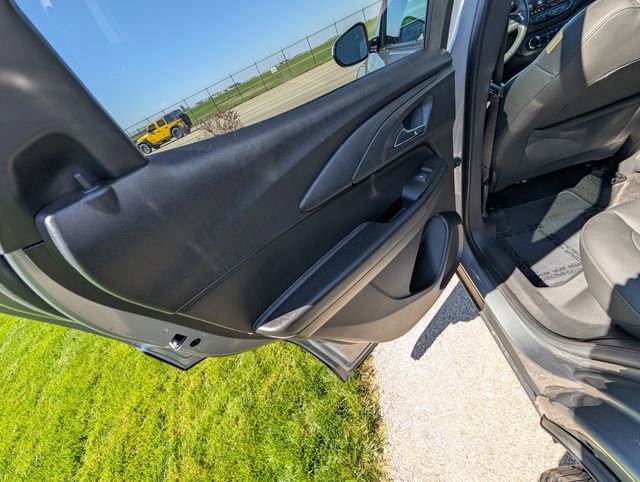 Used 2023 Chevrolet TrailBlazer ACTIV w/ Sun and Liftgate Package image 12