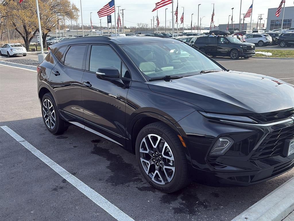 Used 2025 Chevrolet Blazer RS AWD/4WD image 27