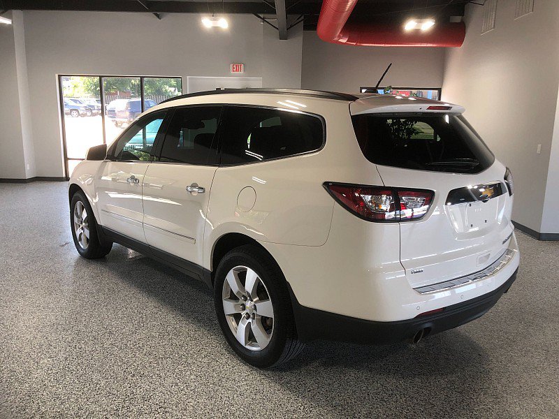Used 2014 Chevrolet Traverse LTZ AWD/4WD image 3